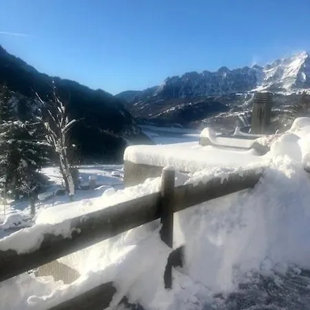 شقة Lovely Duplex With Beatiful Views In بانتيكوسا